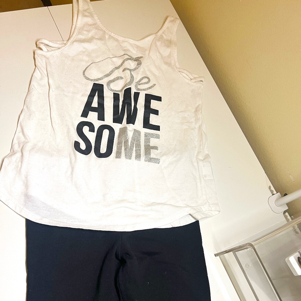 White t-shirt for 8 year old girls.